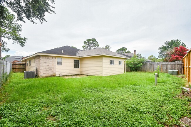 Building Photo - 11706 Spring Grove Dr