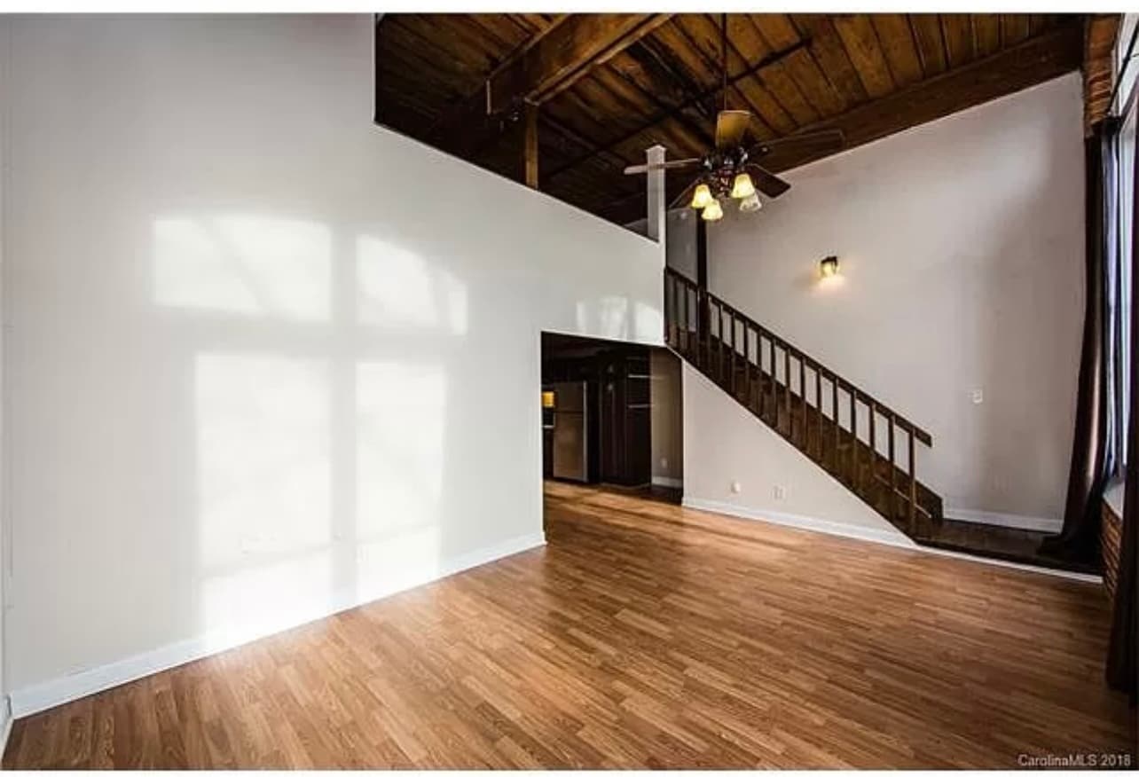 First floor view - 201 S Hoskins Rd