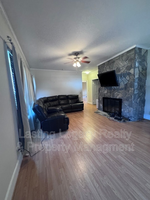 Building Photo - 3306 Brown Pond Ln