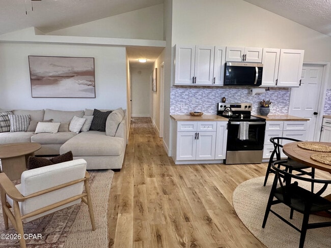 Building Photo - 113 Seagrass Wy