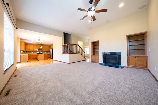 Building Photo - 16549 Dodd Ln