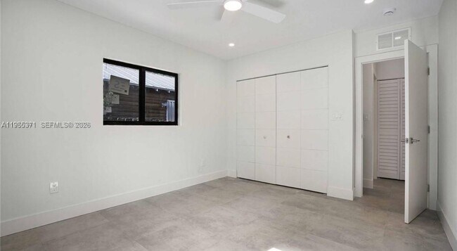 Building Photo - 1119 W Las Olas Blvd