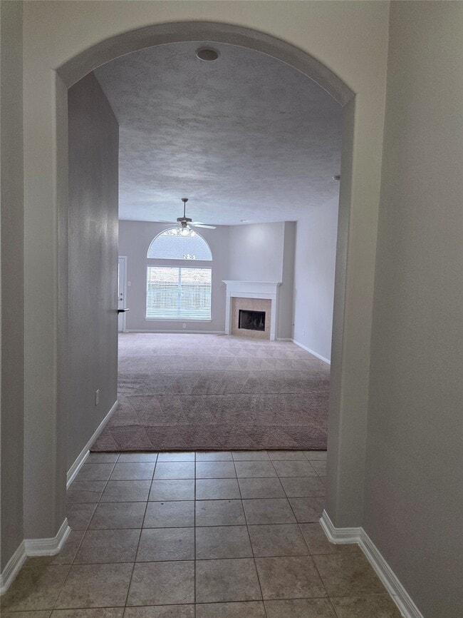 Building Photo - 2203 Winchester Lake