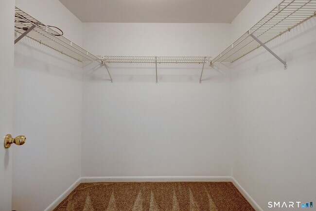 Building Photo - 1128 Windward Rd