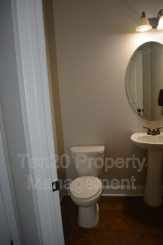 Building Photo - 7477 Coppice Dr