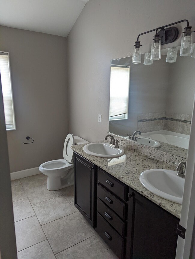 Building Photo - 814 Shiprock