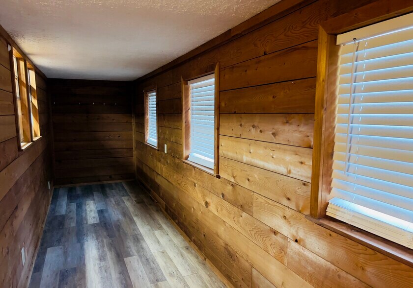 Building Photo - 2785 Samples Scales Rd