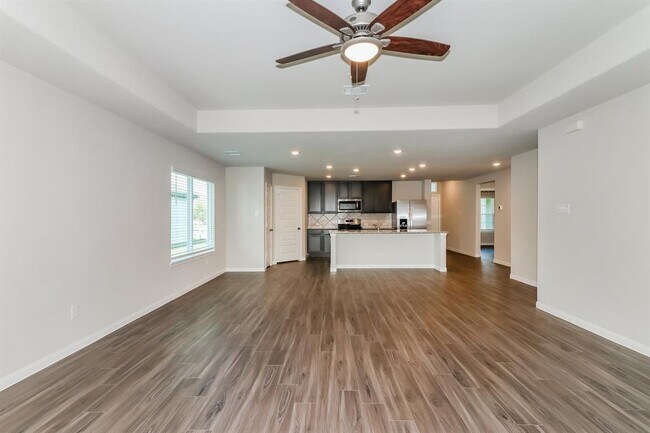 Building Photo - 5622 Briana Dee Dr
