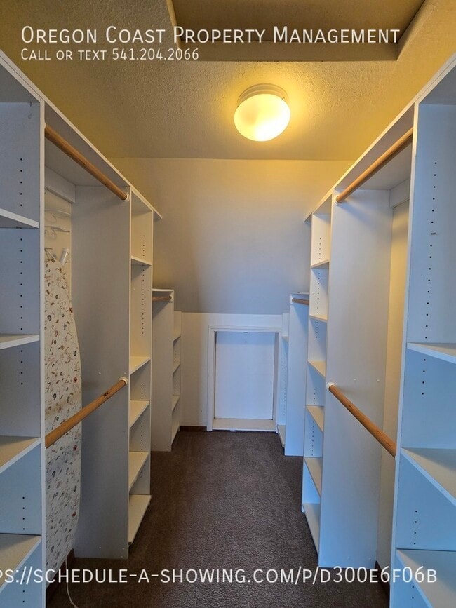 Building Photo - 93 Gender Dr
