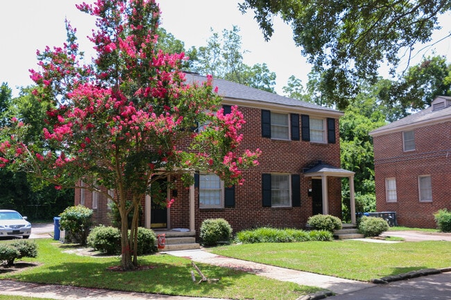 Building Photo - The Yards Townhomes