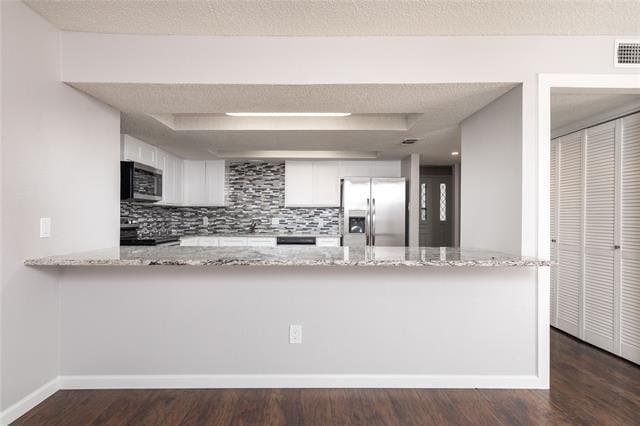 Building Photo - 2225 Park Hill Dr