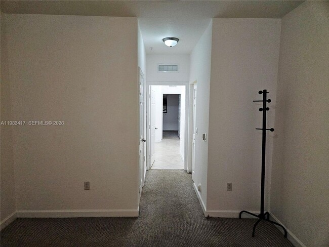 Building Photo - 290 NW 109th Ave