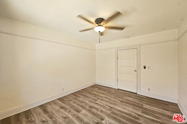 Building Photo - 648 Heliotrope Dr