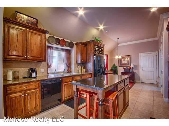 Building Photo - 15409 Hickory Bend Ln