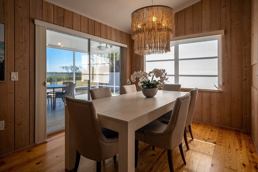 Building Photo - 7715 Manasota Key Rd