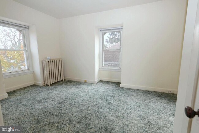 Building Photo - 804 Rancocas Ave