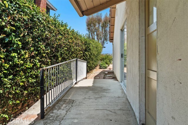 Building Photo - 24522 Quintana Dr