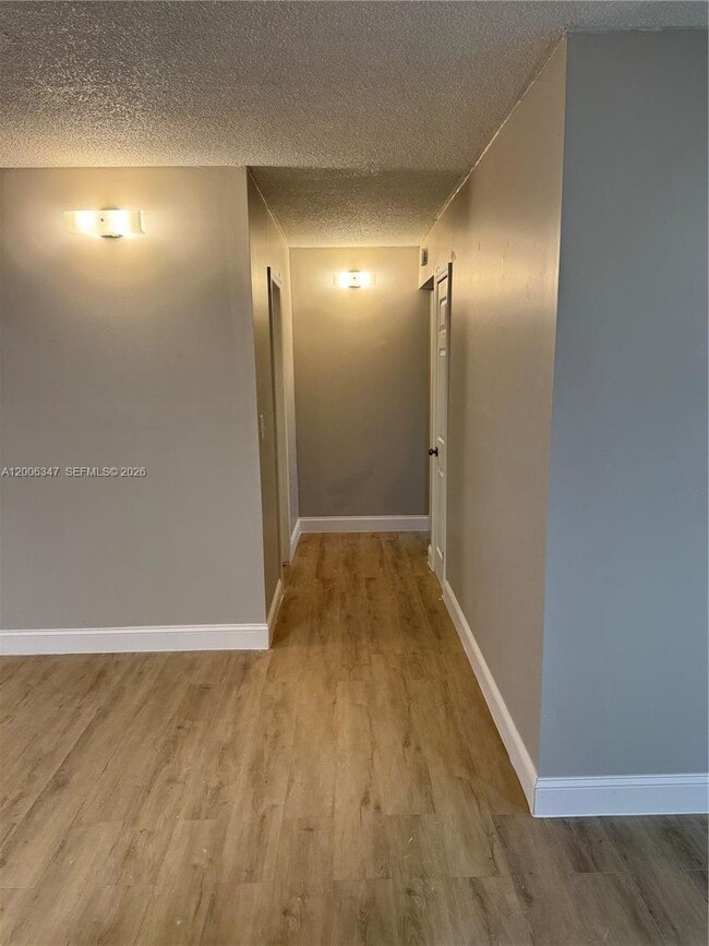 Building Photo - 14830 Naranja Lakes Blvd