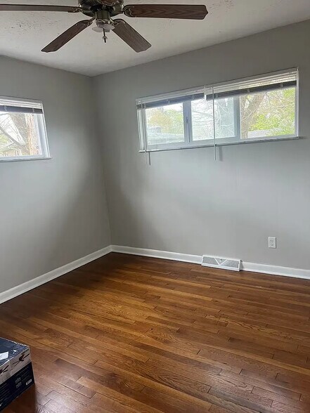 Building Photo - 1492 Garywood Ave