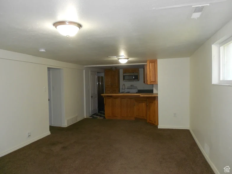 Building Photo - 860 N 800 W