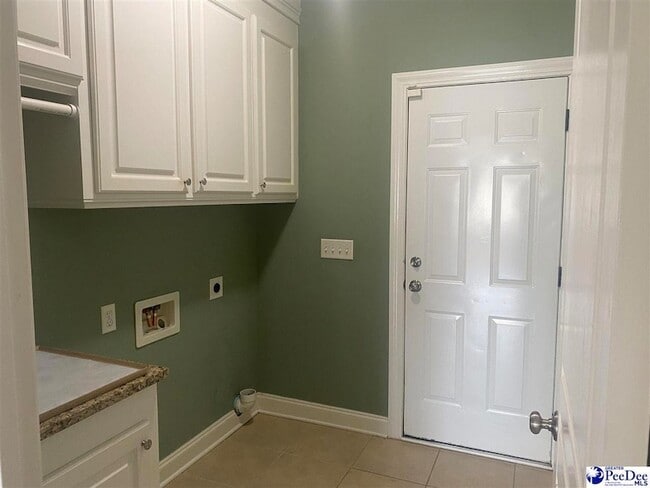 Building Photo - 1365 Millbank Dr