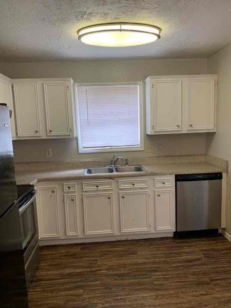 Building Photo - 2507 Ironclad Dr