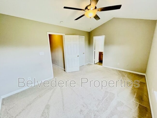 Building Photo - 2707 N Keswick Way