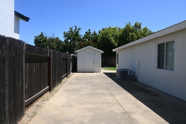 Building Photo - Resident Benefit Package Property