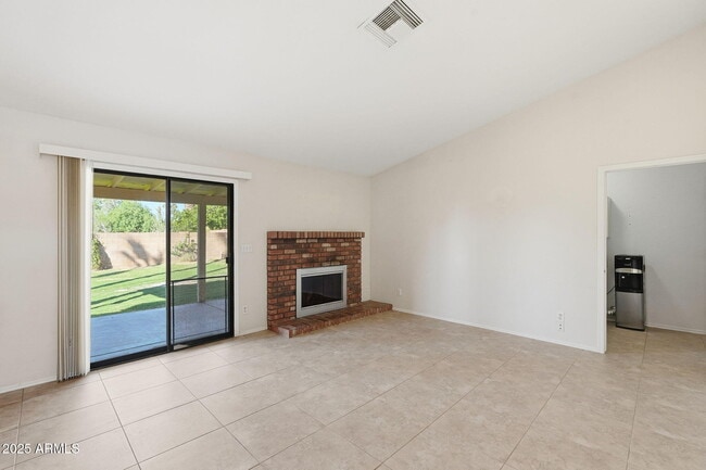 Building Photo - 16264 N 66th St