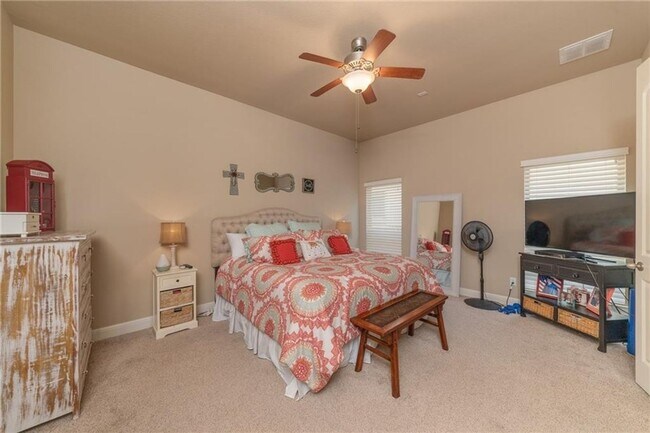 Building Photo - 4120 Vinalopo Dr
