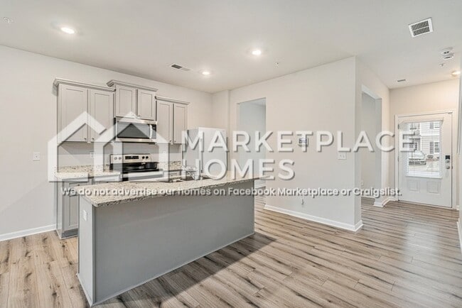 Building Photo - 4335 Shaffer Ct