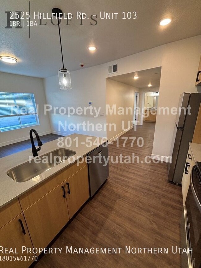 Building Photo - 2525 N Hill Field Rd