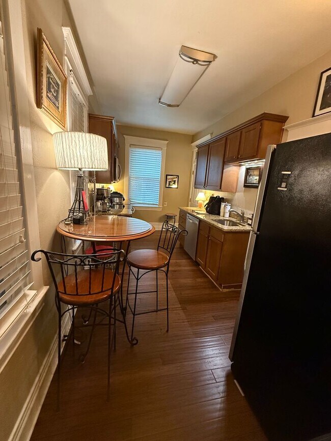 Building Photo - 115 Merrimac St