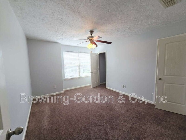 Building Photo - 1551 Sprucedale Dr