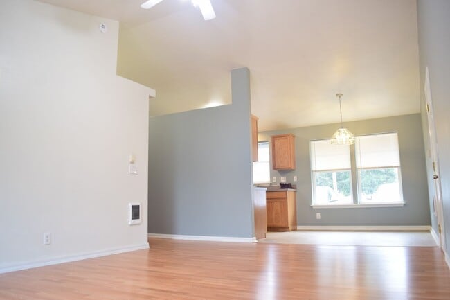 Building Photo - Osage St- OS