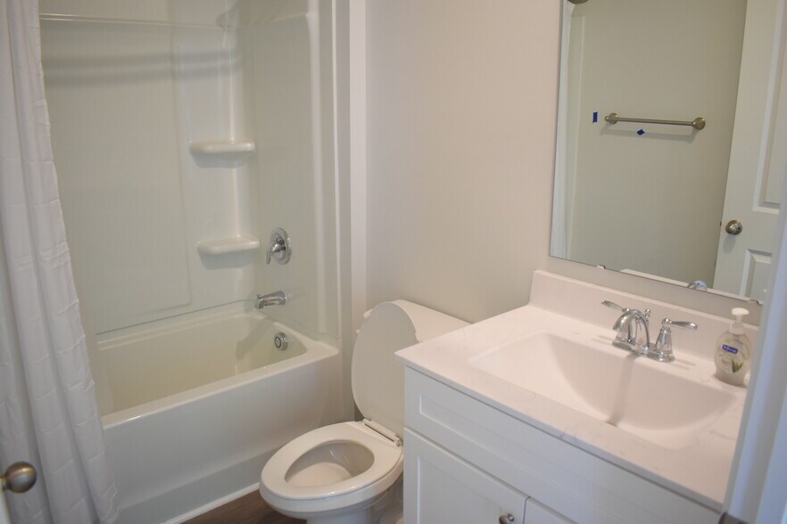 Building Photo - 471 St Kitts Way