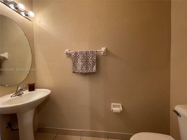 Building Photo - 6361 Landings Terrace