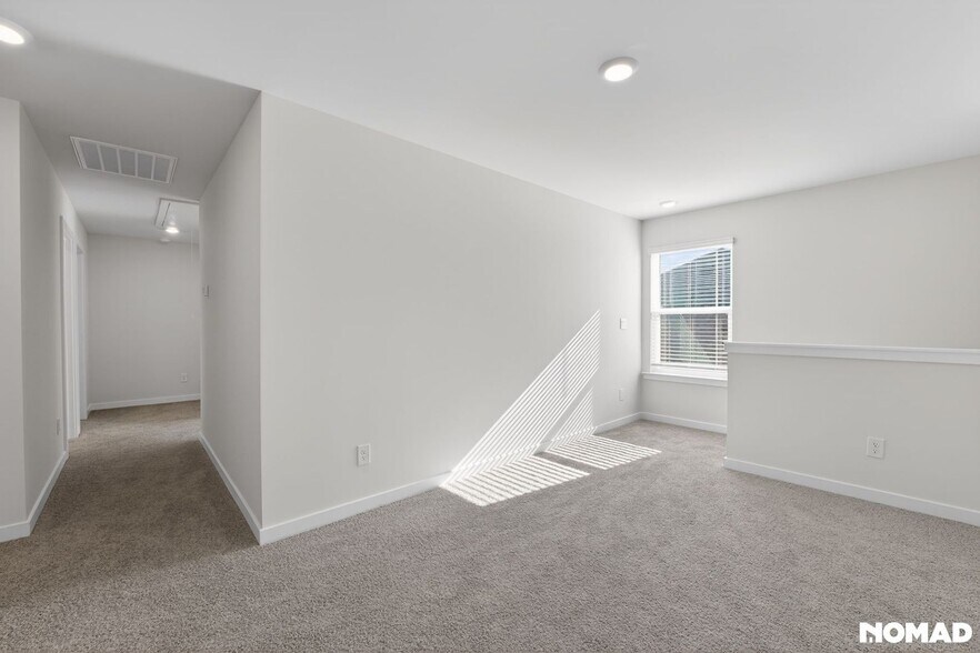 Building Photo - 6609 Barcelona Wy