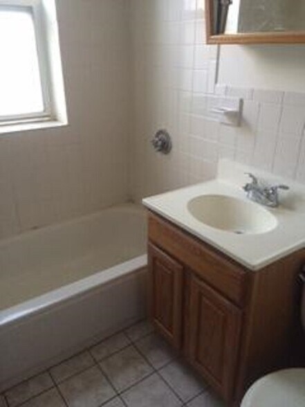 Building Photo - 157 Summer St