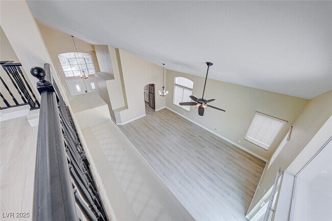 Building Photo - 926 Dancing Vines Ave