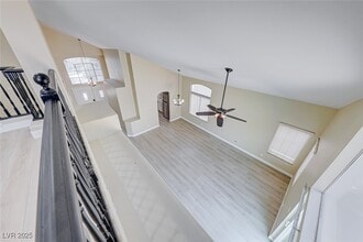 Building Photo - 926 Dancing Vines Ave