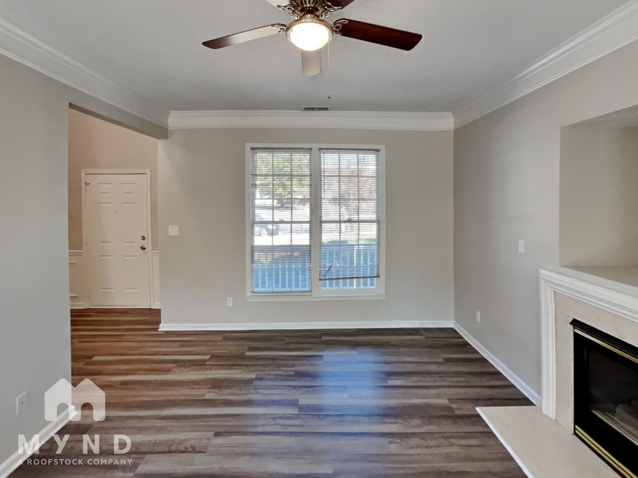 Building Photo - 9043 Silver Coach Ln