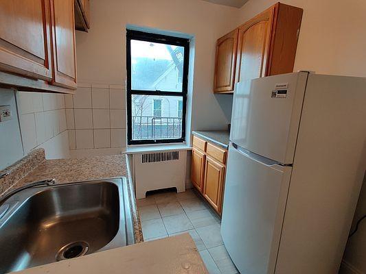 Primary Photo - 1 bedroom in BRONX NY 10463