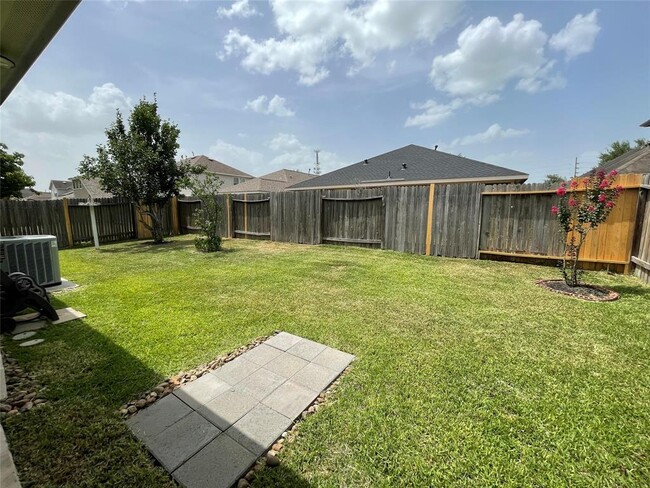 Building Photo - 6110 Moran Crest Dr