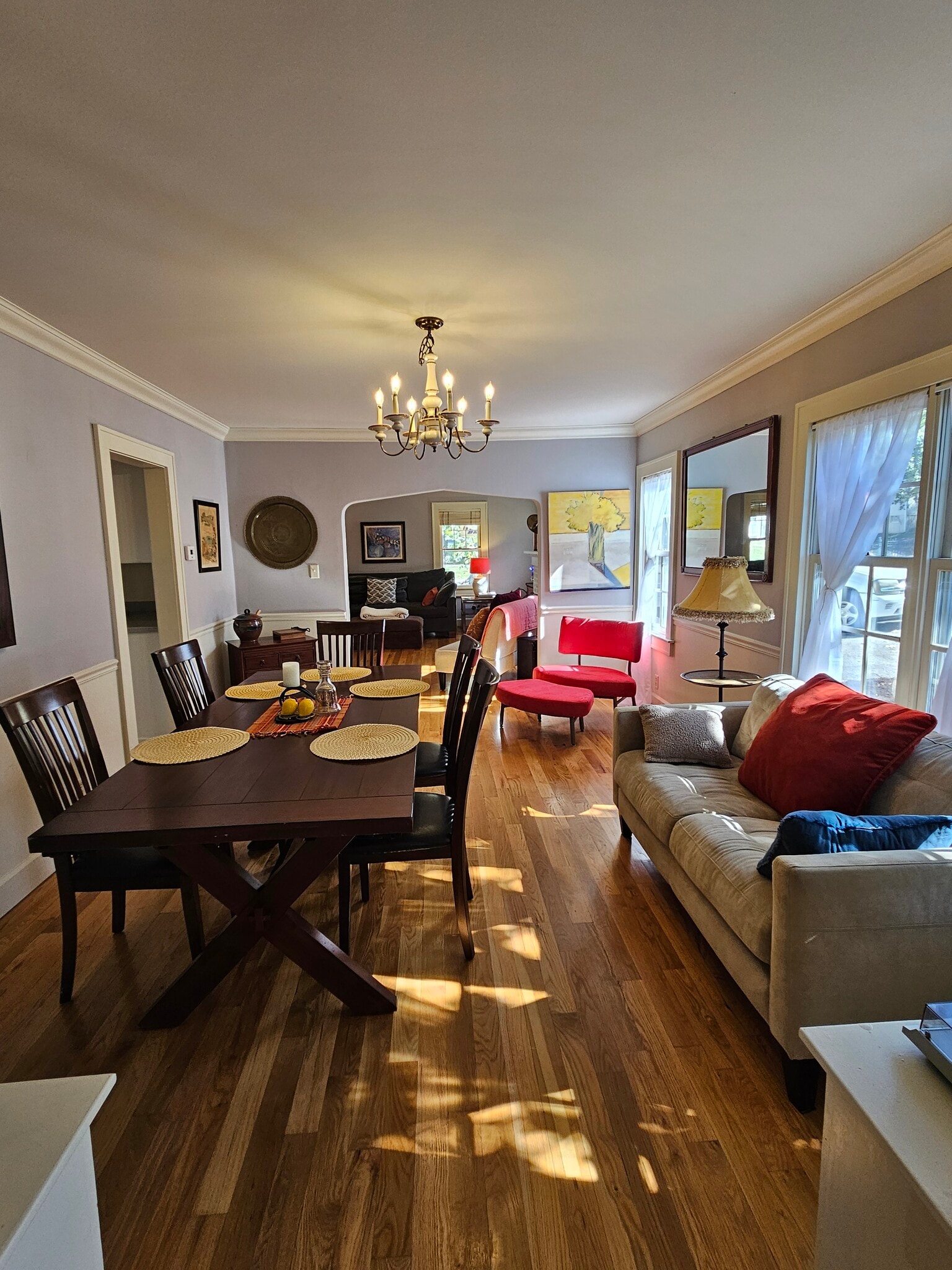 Dining room - 814 S Henderson St