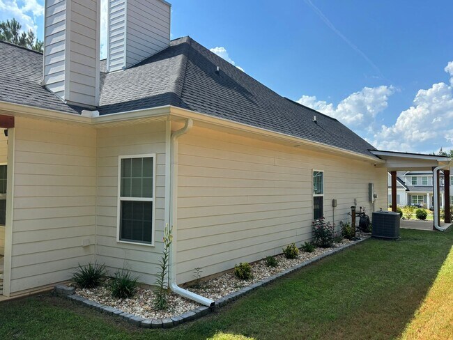 Building Photo - 311 Mulberry Crossing Dr