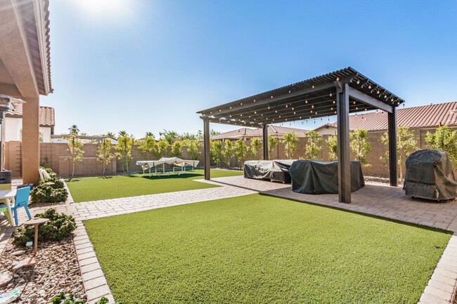 Building Photo - New Rental Listing in Madison Vistas
