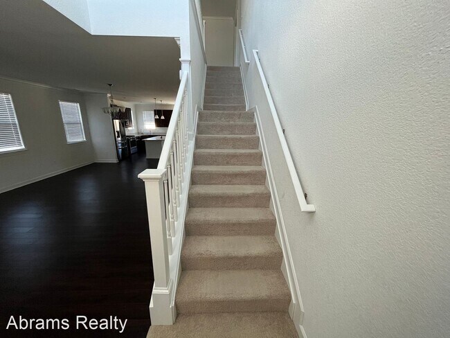 Building Photo - 4 br, 3.5 bath House - 1700 Paulet Drive