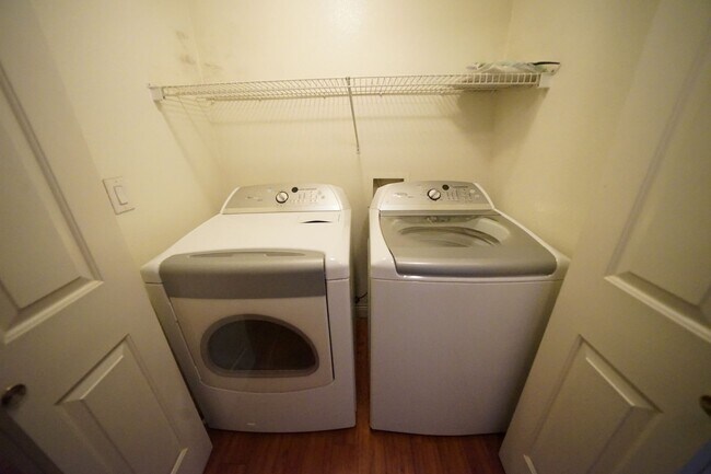 Building Photo - NO SHOWINGS until 5/1/2026