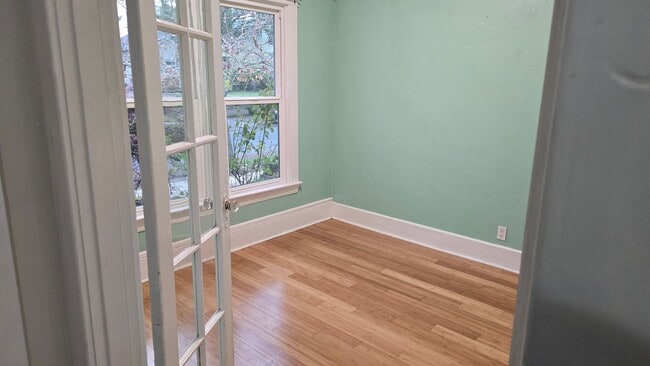 Building Photo - Charming 2 Bed, 1 Bath Home for Rent!
